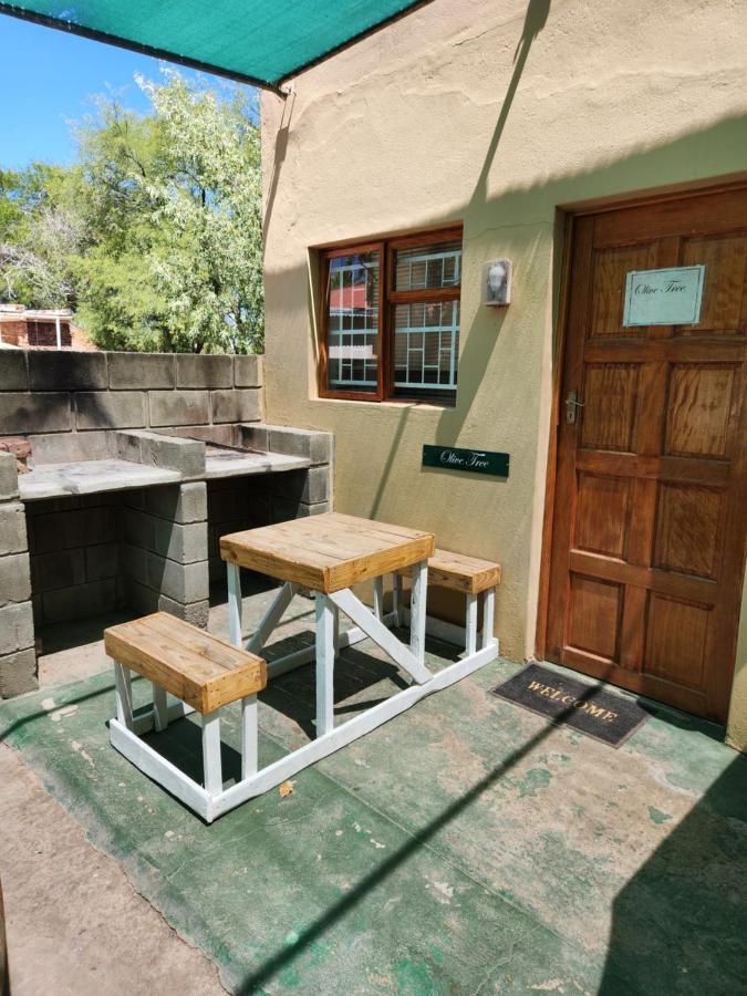 Garden Corner Guesthouse Beaufort West Exteriér fotografie
