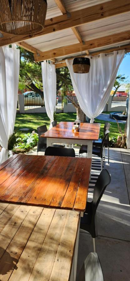 Garden Corner Guesthouse Beaufort West Exteriér fotografie